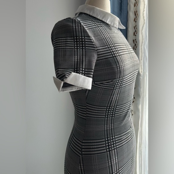 Tailored bodycon dress - Picture 3 of 5